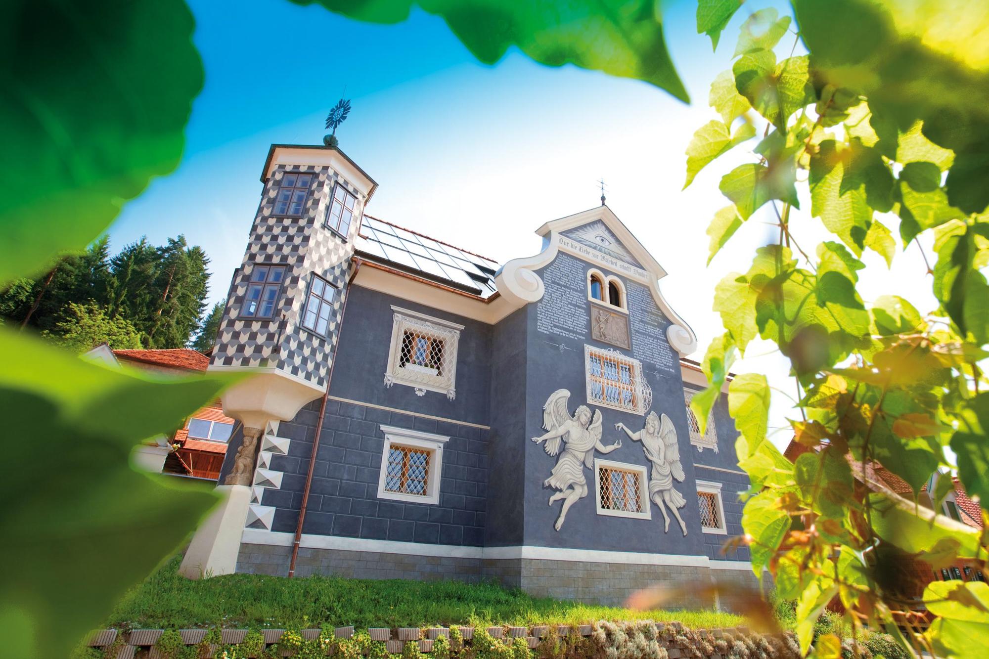 Österreichs schrägstes Hotel